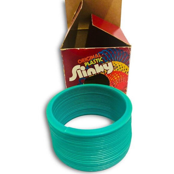 The Original Slinky Brand Plastic Green Slinky Kids Spring Toy in Original Box! - Picture 3 of 5